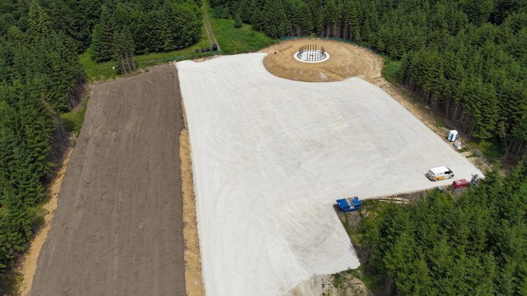 Baustellenflächen der Windkraftanlagen sind fast fertig